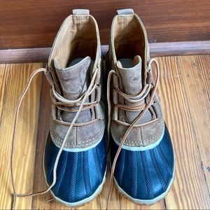 Sorel Out ‘N About Leather Duck Boots